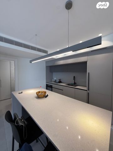 שדרות וושינגטון 29