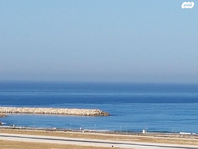 הגוש הגדול, רמת אביב החדשה, נופי ים