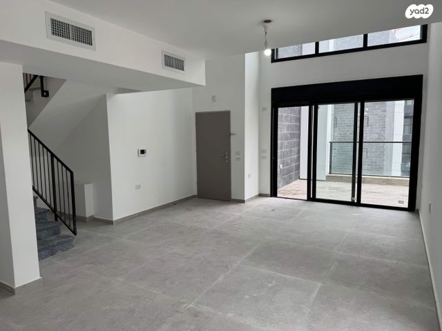 גג/ פנטהאוז