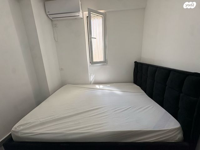 כיכר אליעזר קפלן 