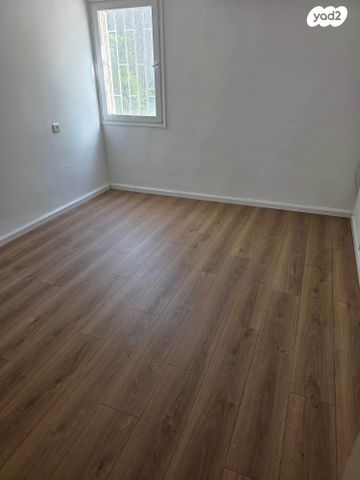 מודעת נכס, התחייה 4, רמת יוסף, בת ים