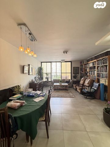 מיכל לייב כץ 52