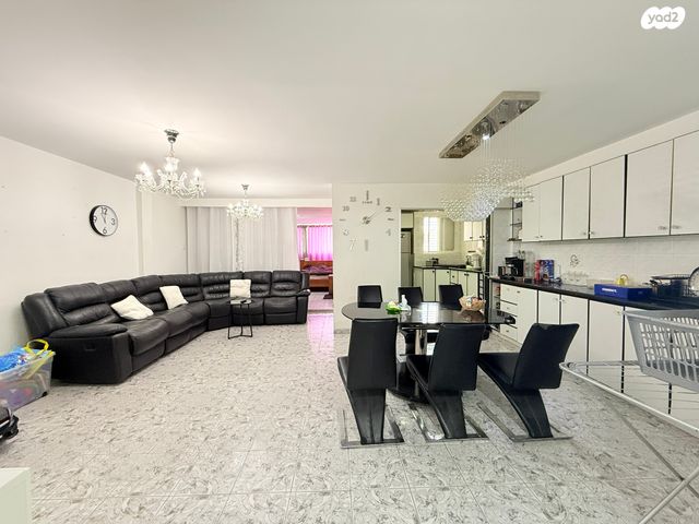 מודעת נכס, משה שרת, גן שמואל, קרית מלאכי