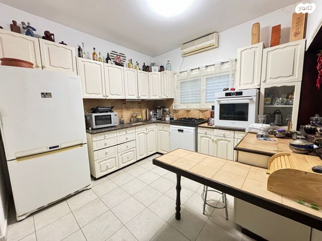 מודעת נכס, אבטליון, שכונת בן גוריון, מרכז העיר ג', רמת גן