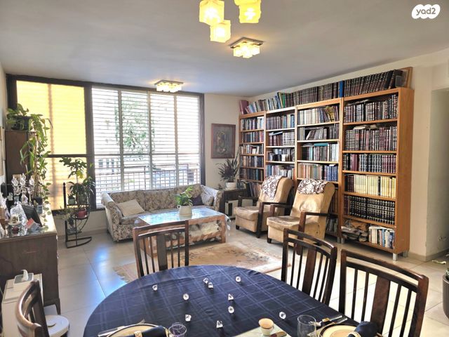 מיכל לייב כץ 52