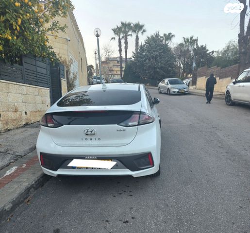 מודעת רכב יונדאי איוניק