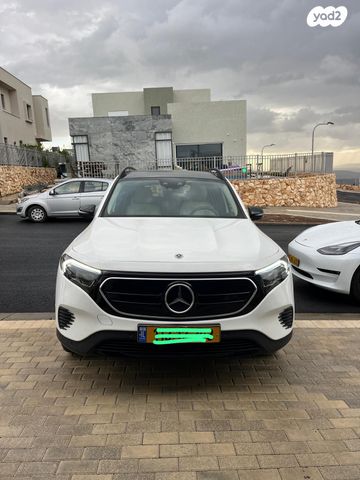 מודעת רכב מרצדס-בנץ EQB