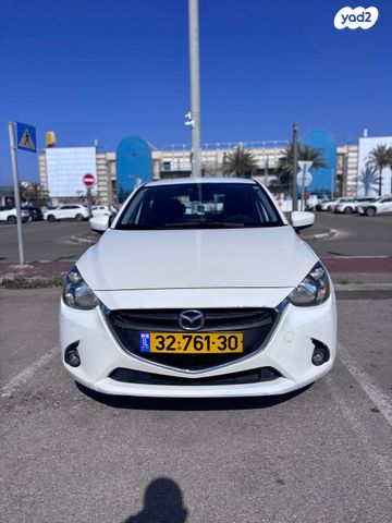 מודעת רכב מאזדה 2