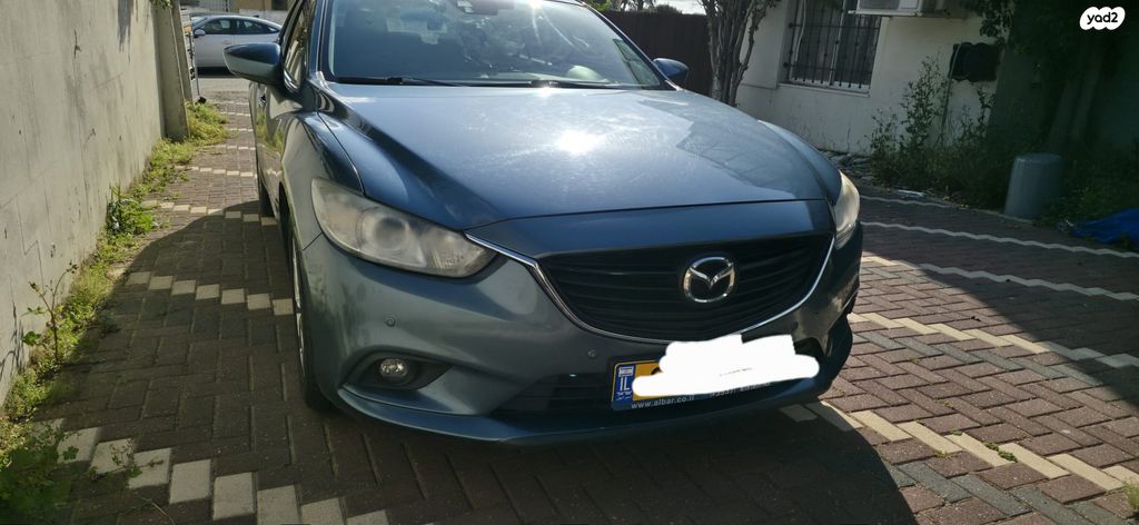 מודעת רכב מאזדה 6