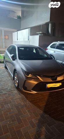 מודעת רכב טויוטה קורולה