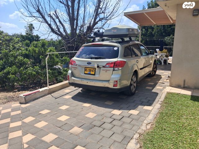 מודעת רכב סובארו אאוטבק