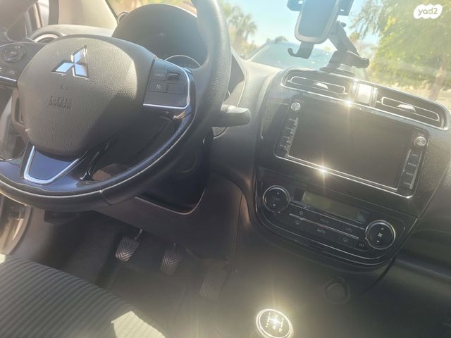 מודעת רכב מיצובישי אטראז'