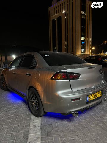 מודעת רכב מיצובישי לנסר