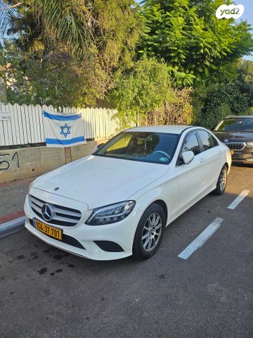 מודעת רכב מרצדס-בנץ C-class