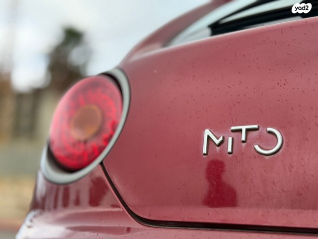 מודעת רכב אלפא רומיאו מיטו