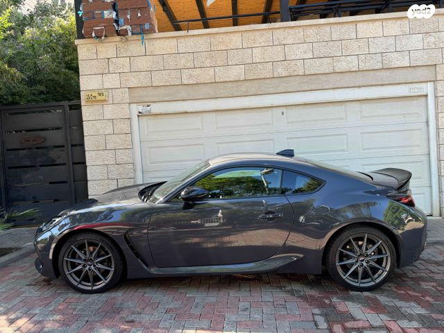 מודעת רכב סובארו BRZ