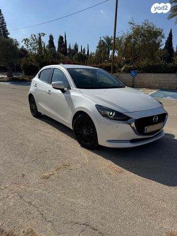 מודעת רכב מאזדה 2