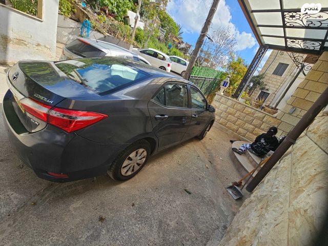 מודעת רכב טויוטה קורולה