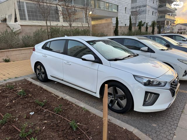 מודעת רכב יונדאי איוניק