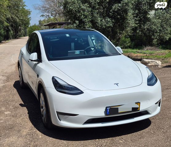 מודעת רכב טסלה מודל Y