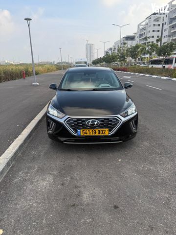 מודעת רכב יונדאי איוניק