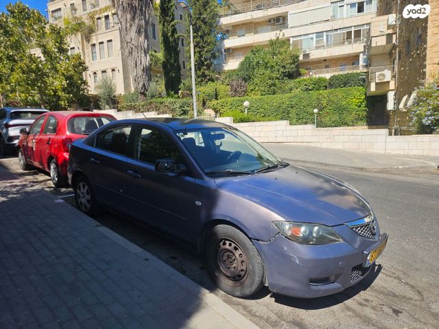 מודעת רכב מאזדה 3
