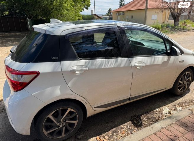 מודעת רכב טויוטה יאריס