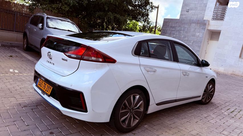 מודעת רכב יונדאי איוניק