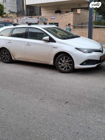 מודעת רכב טויוטה אוריס