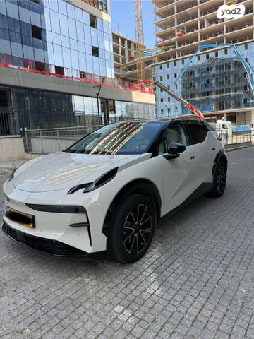 מודעת רכב זיקר X