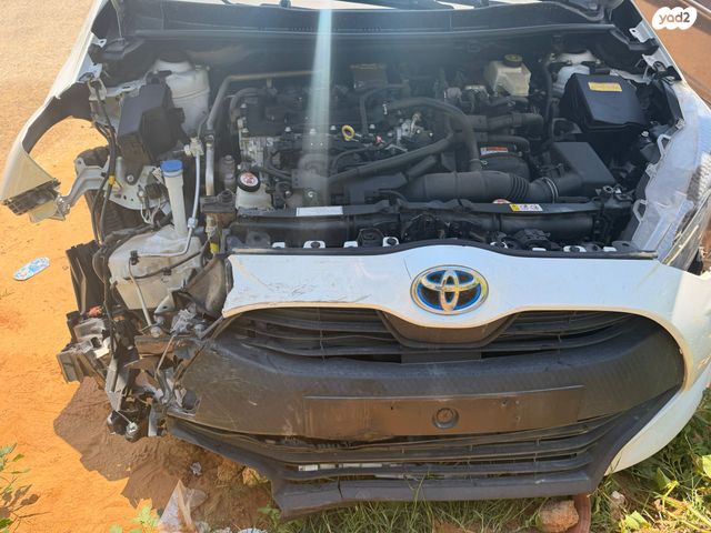 מודעת רכב טויוטה יאריס