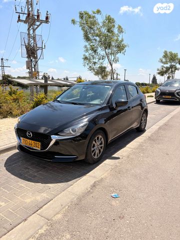 מודעת רכב מאזדה 2