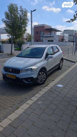 מודעת רכב סוזוקי קרוסאובר