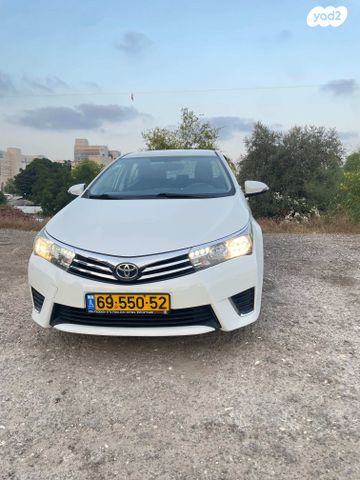 מודעת רכב טויוטה קורולה