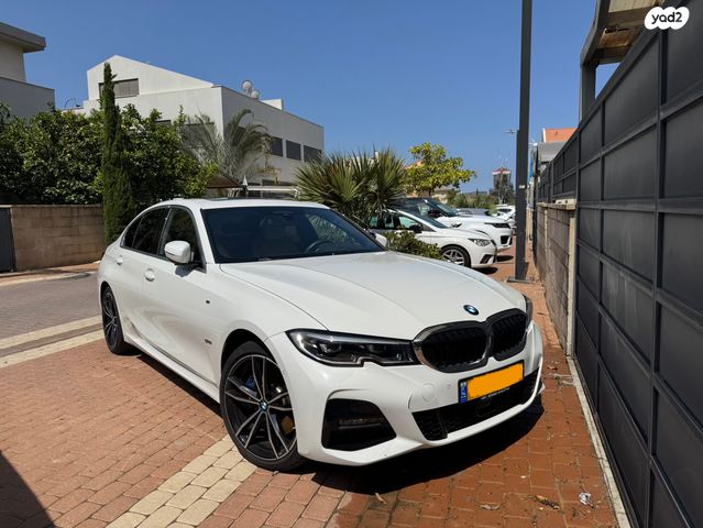 מודעת רכב ב מ וו סדרה 3