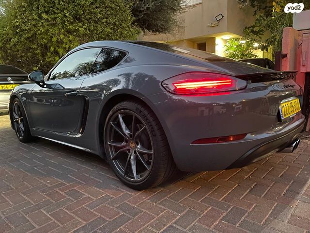 מודעת רכב פורשה 718