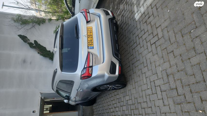 מודעת רכב מיצובישי ASX