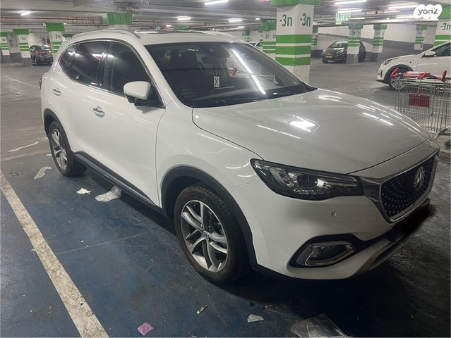 מודעת רכב אם ג'י EHS PHEV