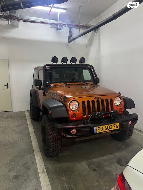 מודעת רכב ג'יפ רנגלר