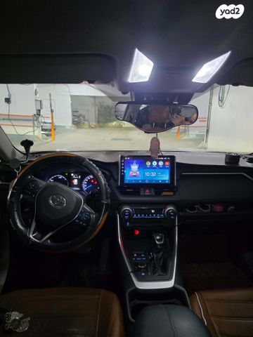 מודעת רכב טויוטה RAV4