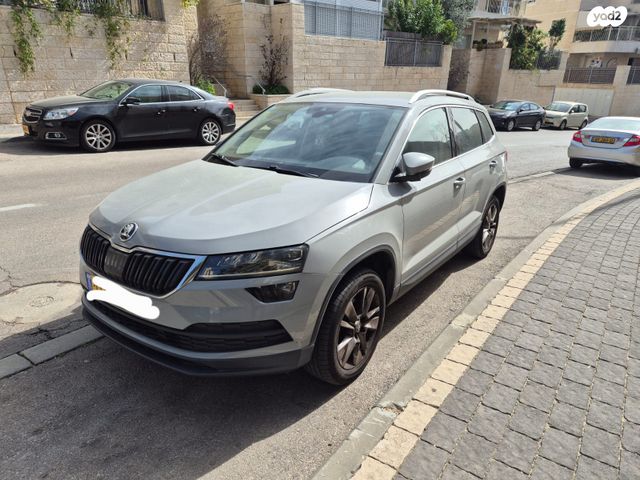 מודעת רכב סקודה קארוק