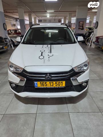 מודעת רכב מיצובישי ASX