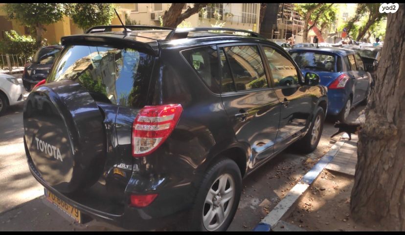 מודעת רכב טויוטה RAV4