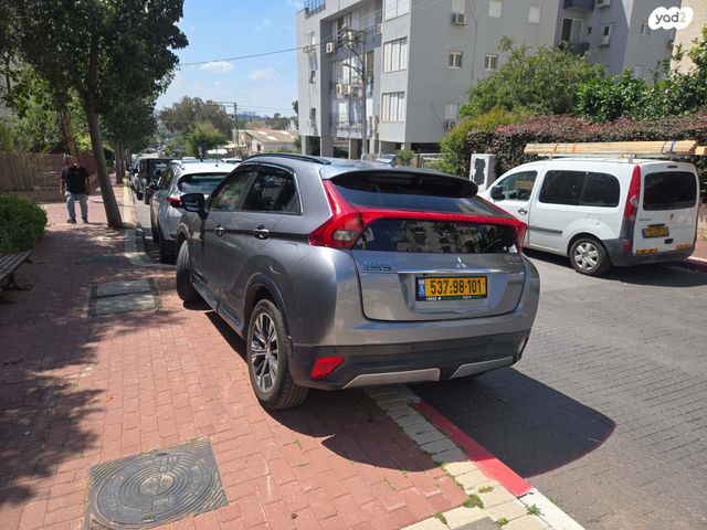 מודעת רכב מיצובישי אקליפס קרוס