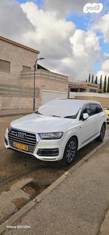 מודעת רכב אאודי Q7