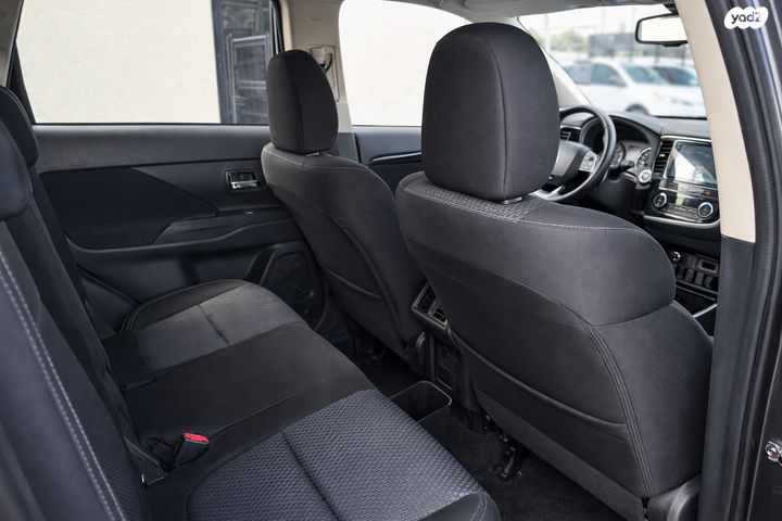 מודעת רכב מיצובישי אאוטלנדר 2