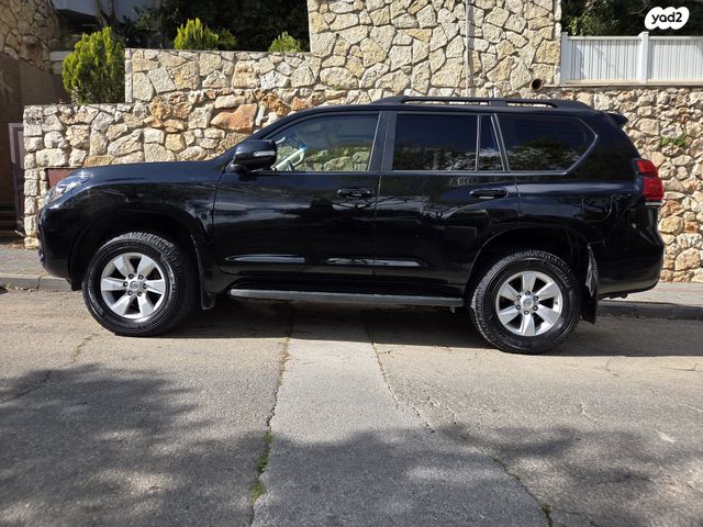 מודעת רכב טויוטה לנד קרוזר