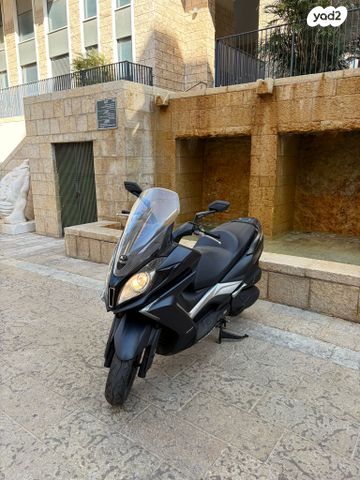 מודעת רכב קימקו דאון-טאון 350