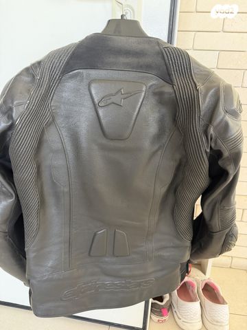 feedItemObj.data.row_1