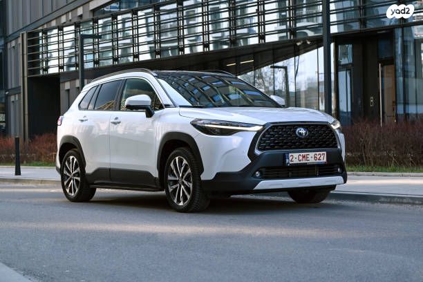 מודעת רכב טויוטה קורולה קרוס